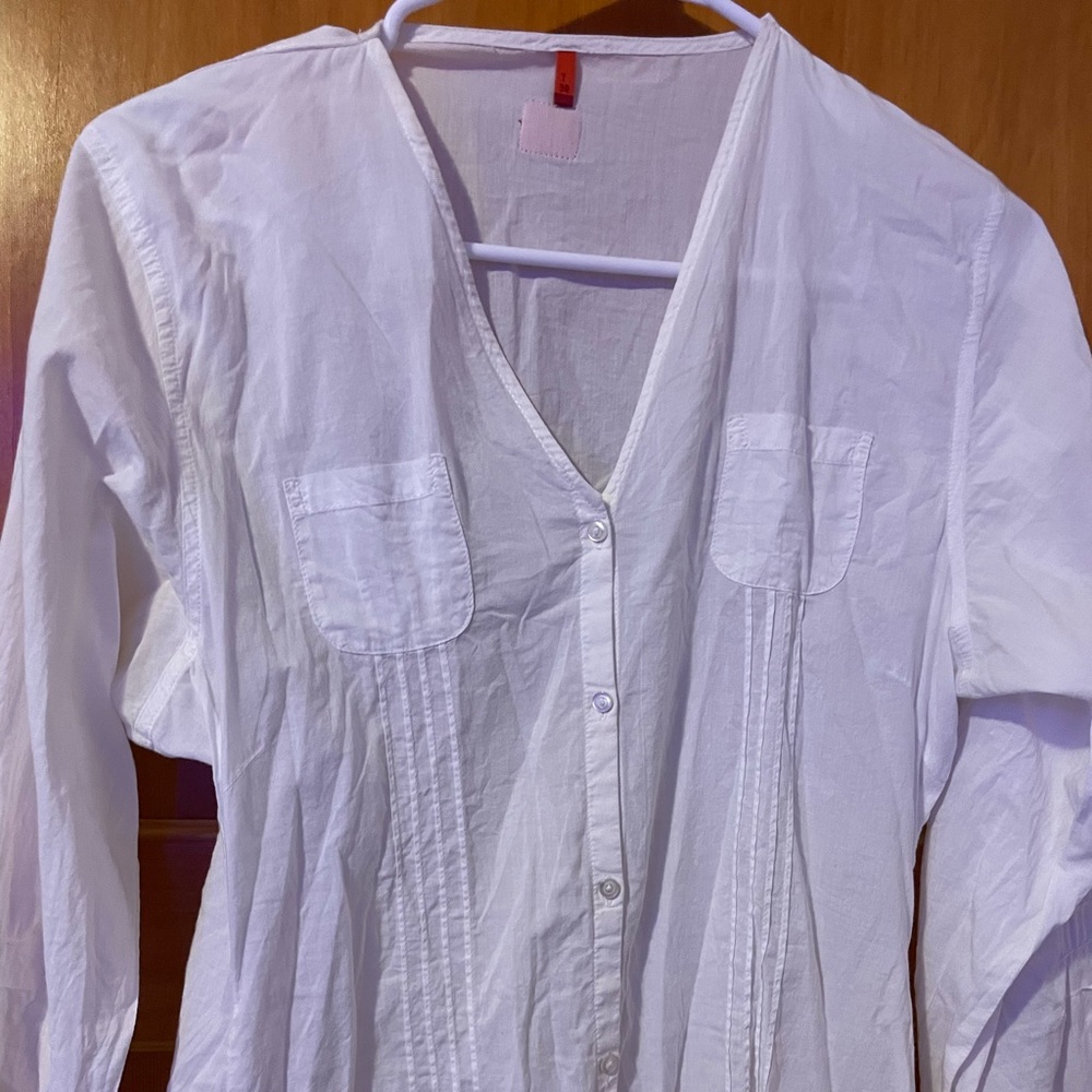 Sheer white delicate long blouse with pockets